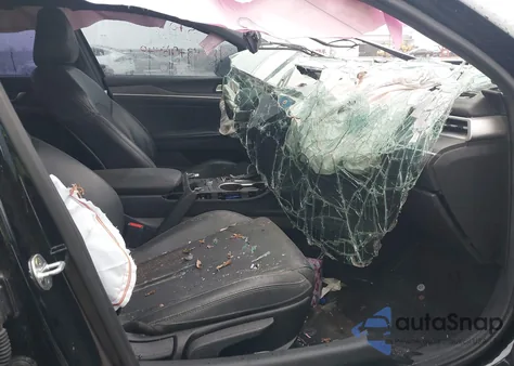 2023 Kia K5 Gt-Line z USA, uszkodzony, nr VIN 5XXG64J20PG188841